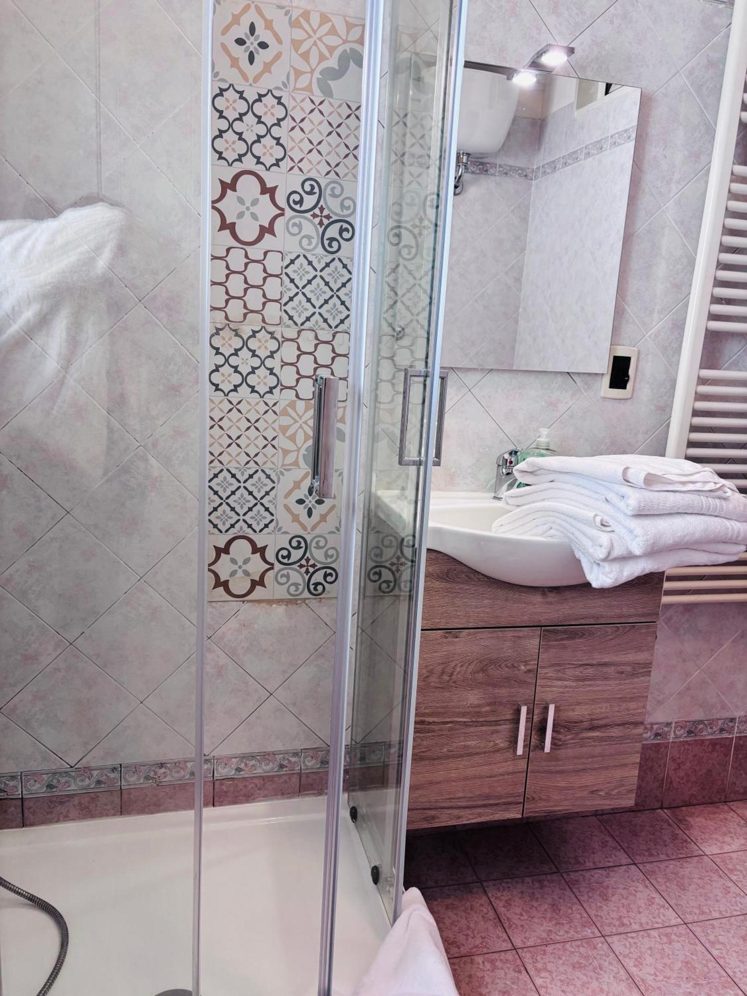 Angelina Suite Рим Екстер'єр фото